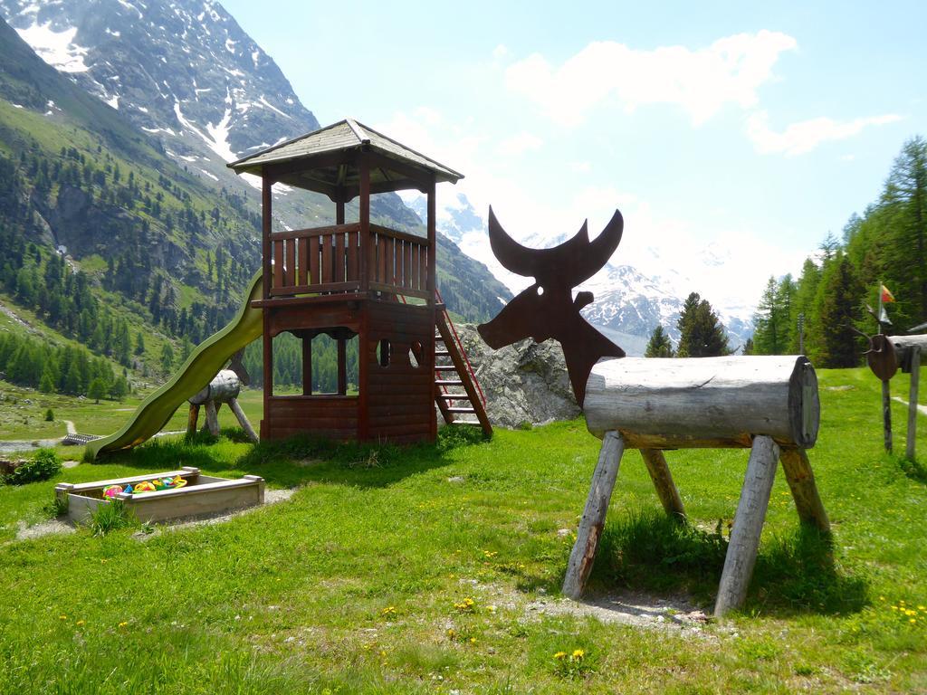 Hotel Roseg-Gletscher Понтрезина Номер фото